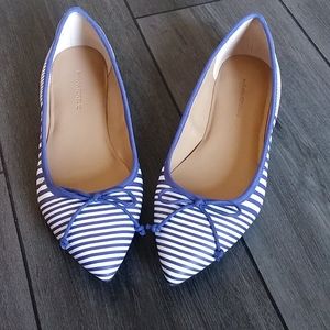 Banana Republic blue white flats size 9.5